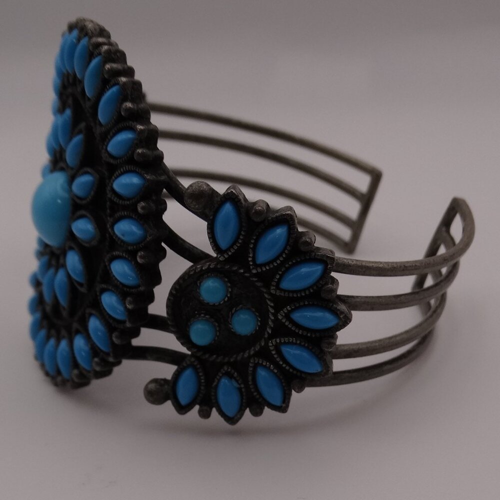 Vintage Avon SM  Faux Turquoise Pewter Tone Bracelet Cuff
